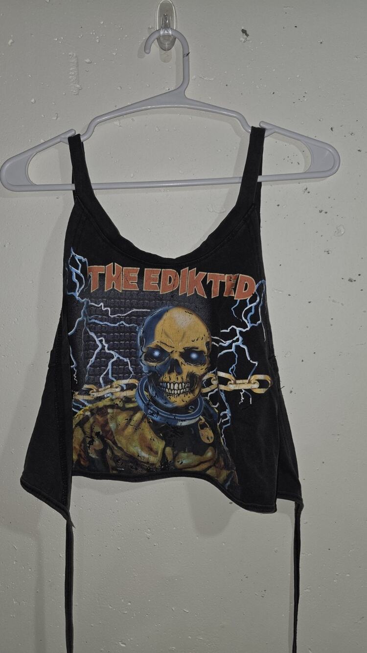 Edikted The Addicted Skull Graphic Tank Top Women’s Large Black Y2K Goth